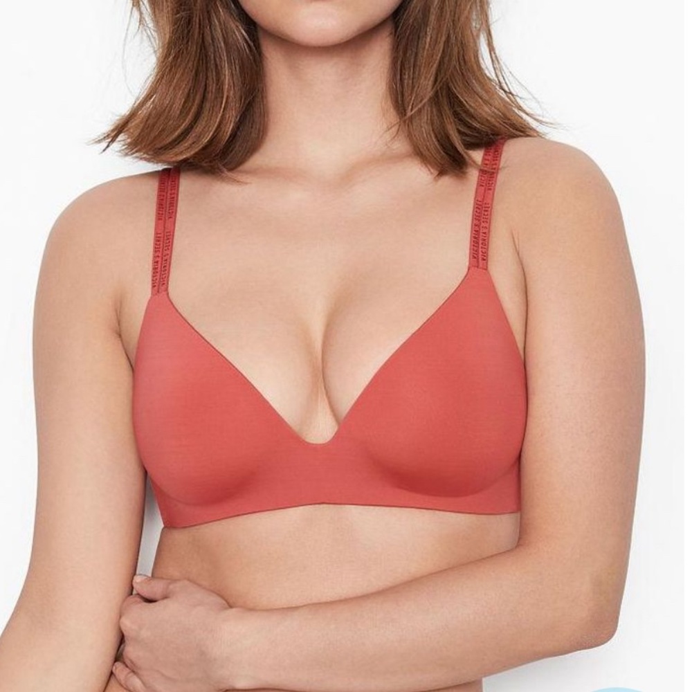 Victoria Secret T-Shirt Lightly Lined Wireless Bra